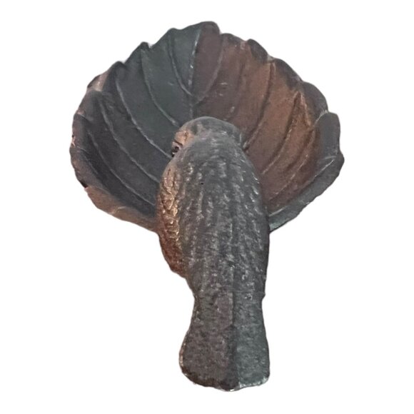 Cast Iron Bird on Leaf Feeder Dish Tabletop Decoration Footed Heavy Rustic - Picture 5 of 7